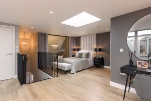 Photo 10- click for photo gallery